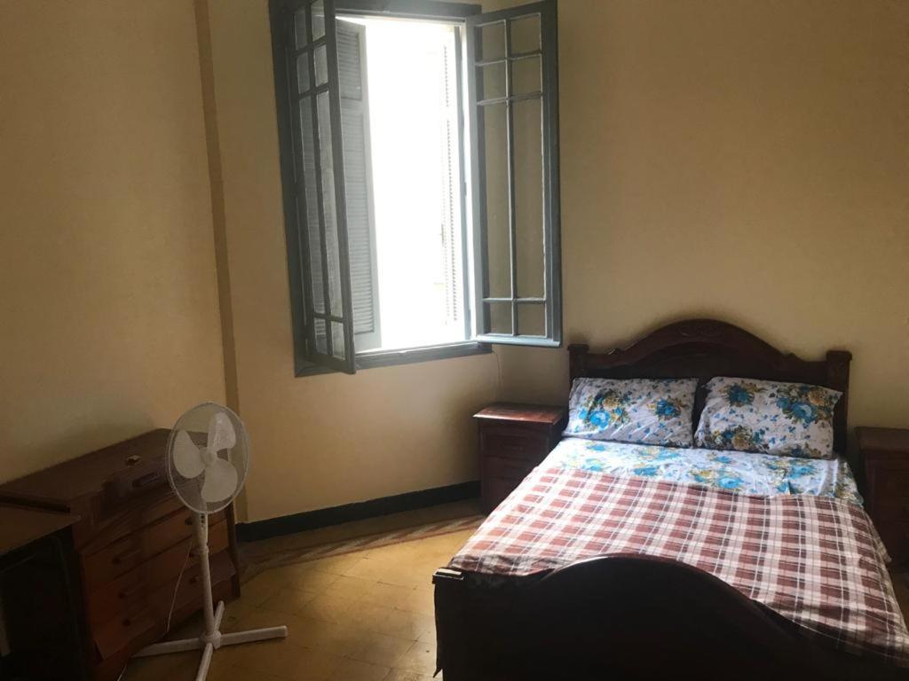 Host-in Hostal *